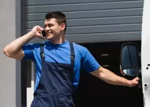 garage door repair person